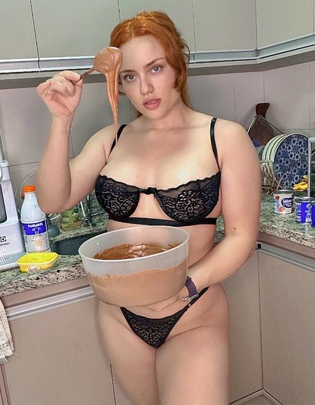 年配の熟女オンリーファンズ エロチック 写真