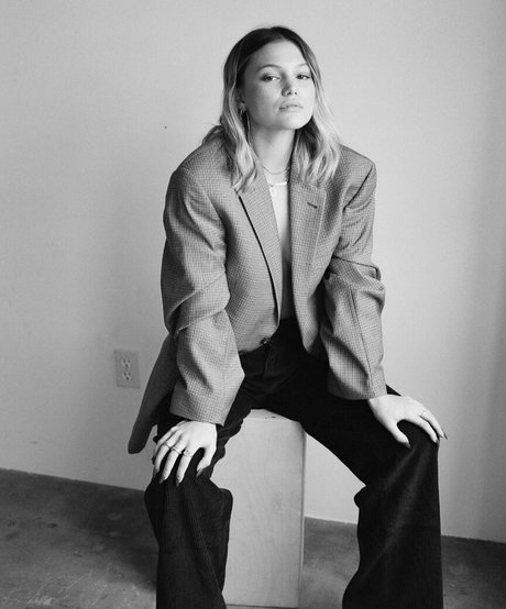 ティックトックスター オンリーファンズ 無料セクシー 画像