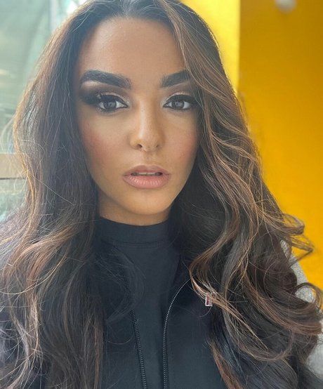 ヌード熟女オンリーファンズ えろ 写真