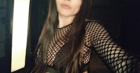 足 熟女 オンリーファンズ 素敵 写真