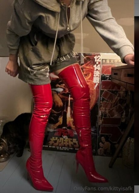 Korinonymous 完璧なモデル ギャラリー