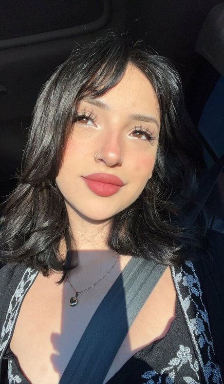 Erotiicaaa アダルトスター ギャラリー