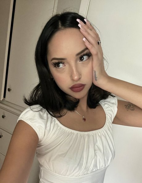 Erotiicaaa HDポルノスター 写真