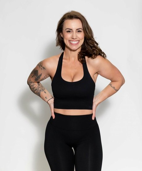 Maddison Noel ポルノスター エロティック 写真