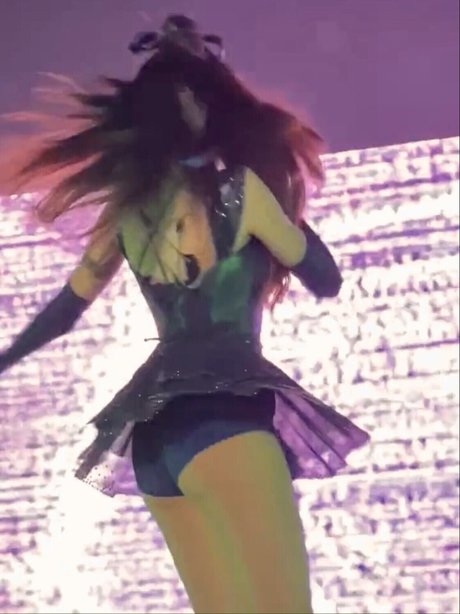 Madison Beer セックスポルノスター 写真