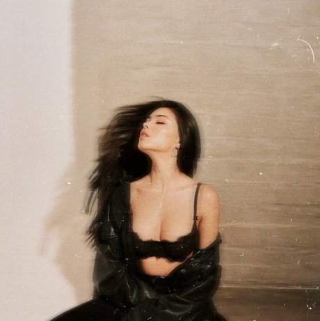 セーリングオンリーファンズ アートポルノ 画像