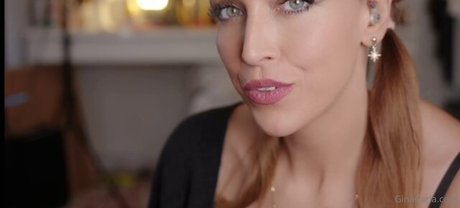 Gina Carla ホットなスター 写真