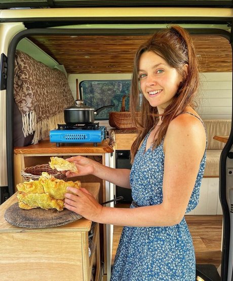 毛深いアジア人オンリーファンズ セクシーヌード 画像