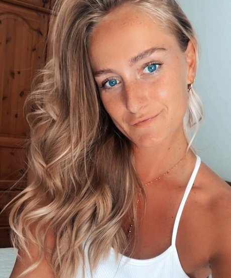 精子オンリーファン ヌード ギャラリー