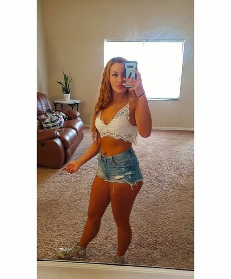 ぽっちゃりティーンオンリーファンズ 可愛い 写真