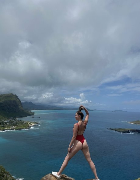 超デブおばあちゃんオンリーファンズ アートヌード 画像