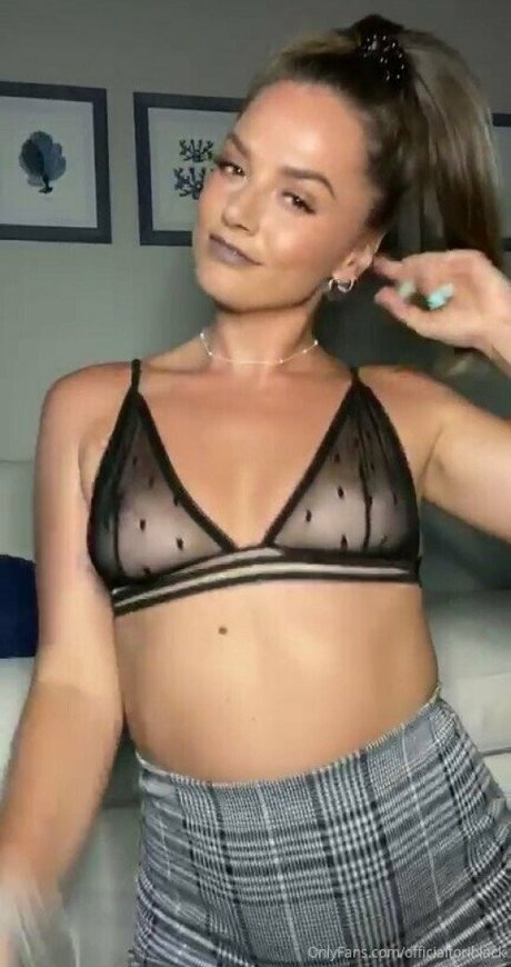 ミラーセルフィーオンリーファンズ 無料エロ アーカイブ