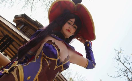 emquizii 美しいモデル 写真