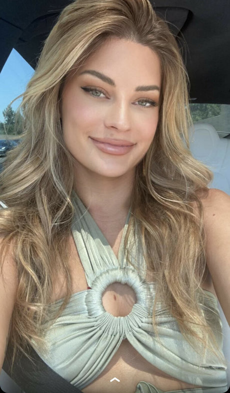 Hannah Stocking スター ヌード 画像