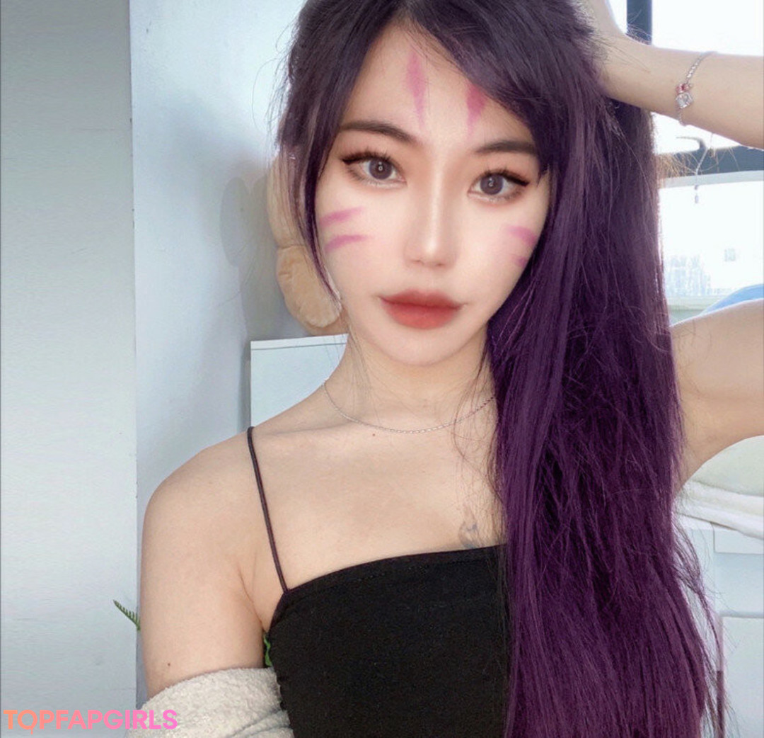 sylvieaeri ヌードのポルノスター ギャラリー