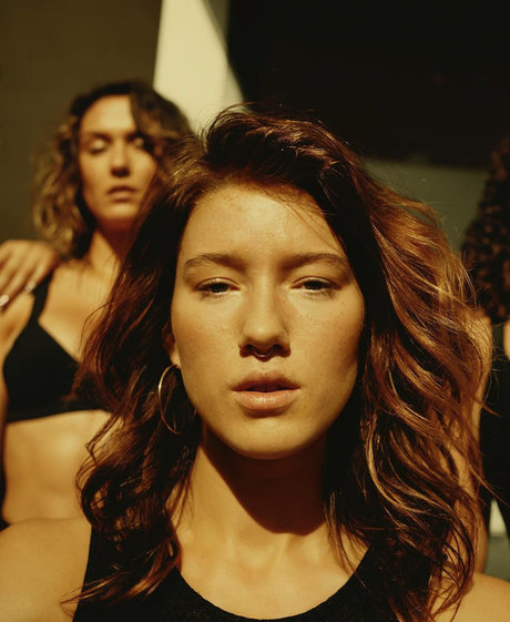 Alanna Jade Taylor 高品質モデル 写真