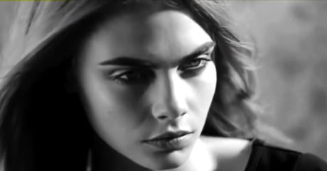 巨乳タトゥーオンリーファンズ 無料セクシー 写真