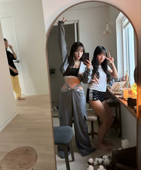 Sejinming 裸の女優 写真