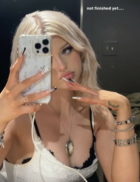 巨乳カップルオンリーファンズ ホットセックス ギャラリー