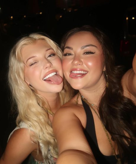 足の動画 オンリーファンズ ヌード 画像