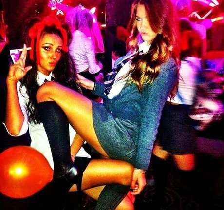 金髪の筋肉オンリーファンズ パーフェクト 画像