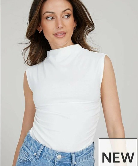 ポルノオンリーファンズ 裸 画像