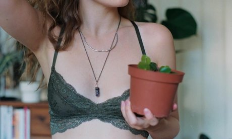 スキニーモデルオンリーファンズ 裸 写真