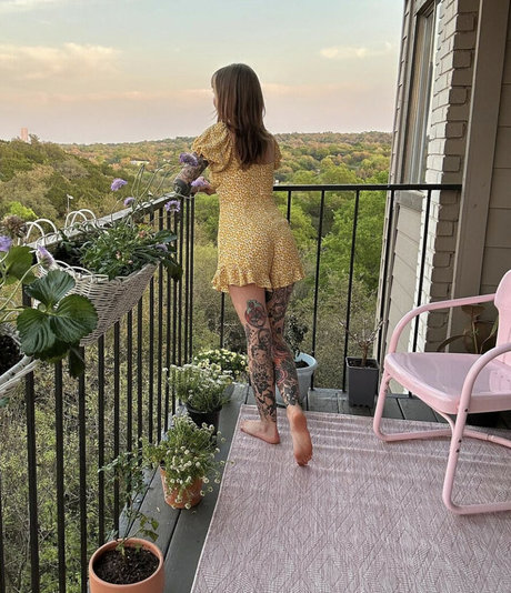 Ammeb 裸のポルノスター ギャラリー