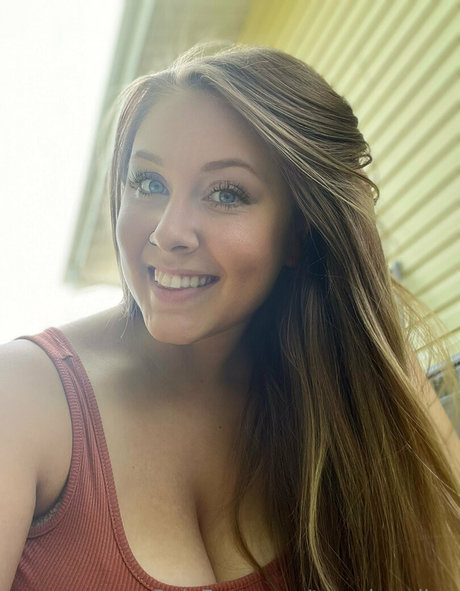 フェイシャルオンリーファンズ えろ アーカイブ