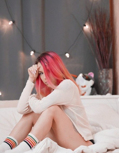 denlyasha セクシーモデル 写真