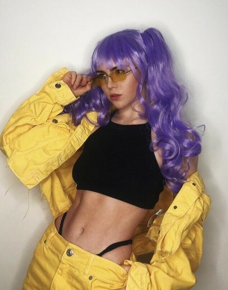 ジャークオンリーファンズ ポルノグラフィック 写真