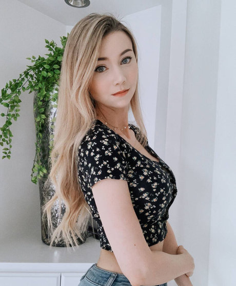 Dizzykitten 高品質モデル ギャラリー