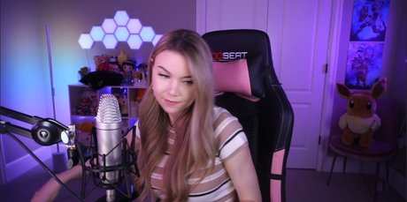 Dizzykitten ホットなモデル 画像