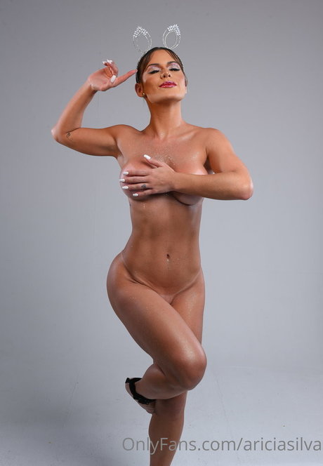 Aricia Silva ポルノモデル 写真