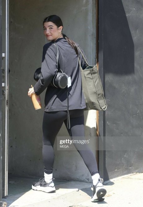 アナルファックオンリーファンズ セクシーxxx 写真