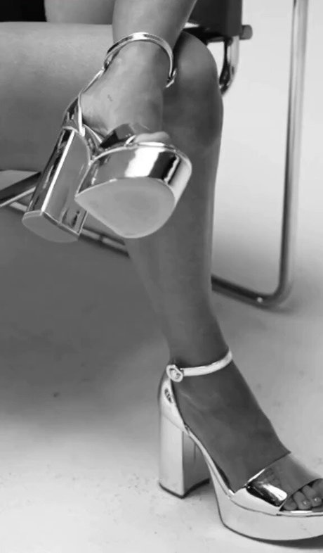 黒檀ペッギングオンリーファンズ 無料ヌード 写真