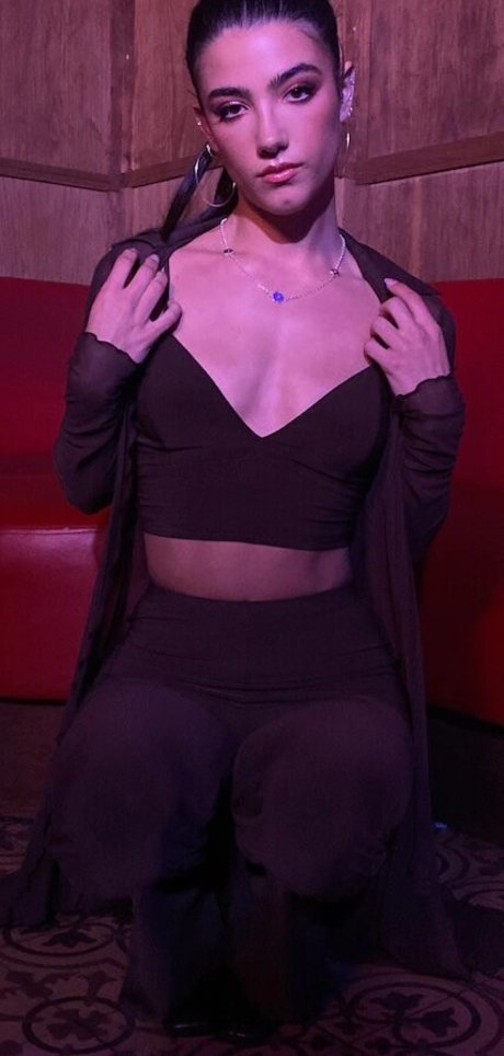 フィットネスベイビーオンリーファンズ 無料ポルノ 写真