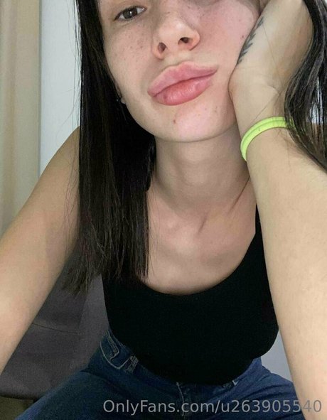 40歳のオンリーファンズ ヌード アーカイブ