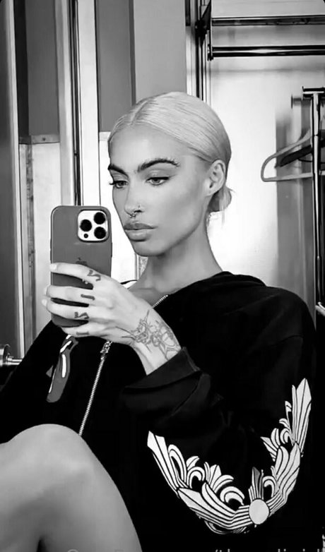 日本の熟女オンリーファンズ 限定 ギャラリー