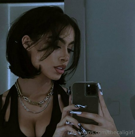 thecaligirl エロティックなモデル 画像