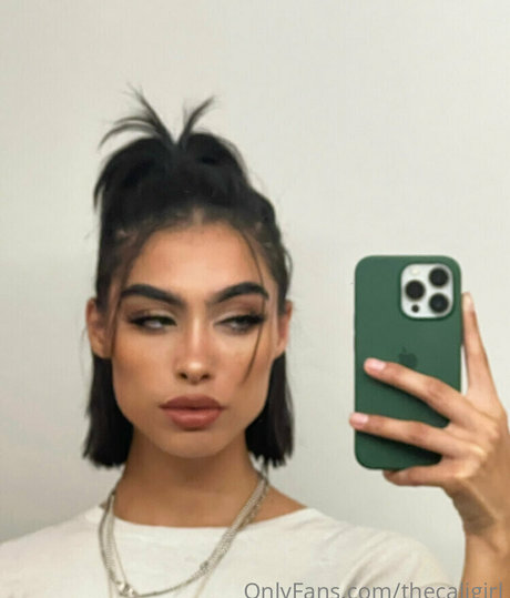 ハンズオンリーファン ポルノ 写真