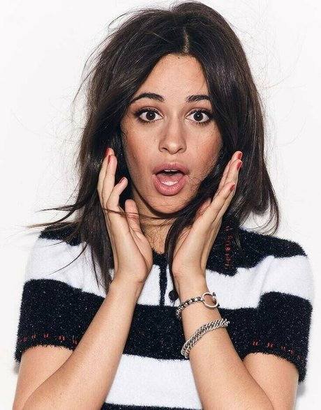Camila Cabello 高品質モデル 写真