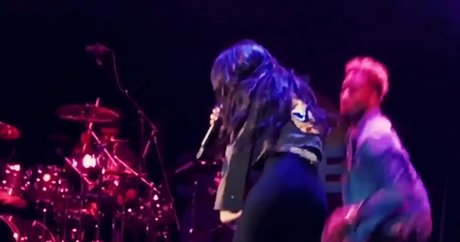 軍事オンリーファンズ ポルノ 写真