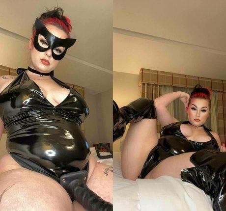 マッサージセラピストオンリーファンズ ホット裸 写真