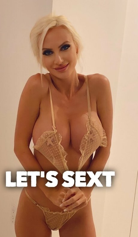 黒檀の指入れオンリーファンズ 無料ポルノ 画像