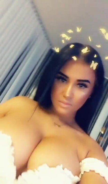 肉厚熟女オンリーファンズ アートヌード 写真