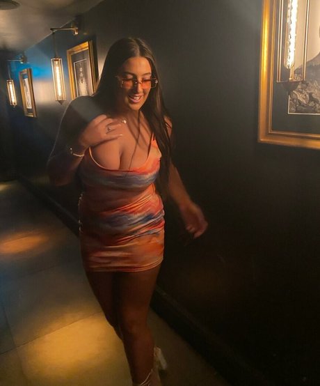 The Blue Dress Girl xxxポルノスター 写真