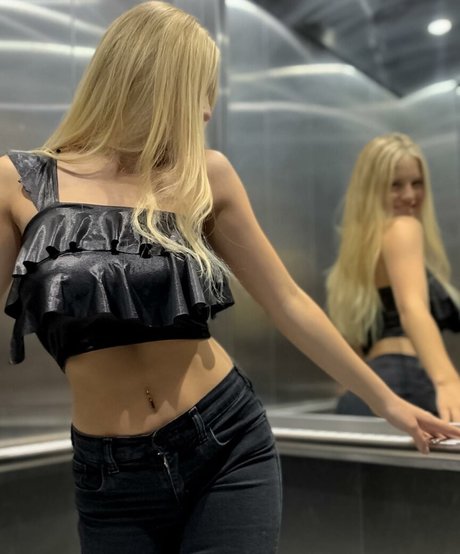 有名な小人のオンリーファンズ 無料裸 写真