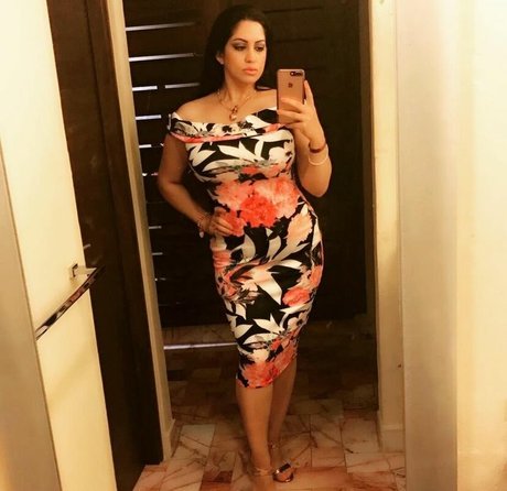 BBC フェラチオ オンリーファンズ HD 画像