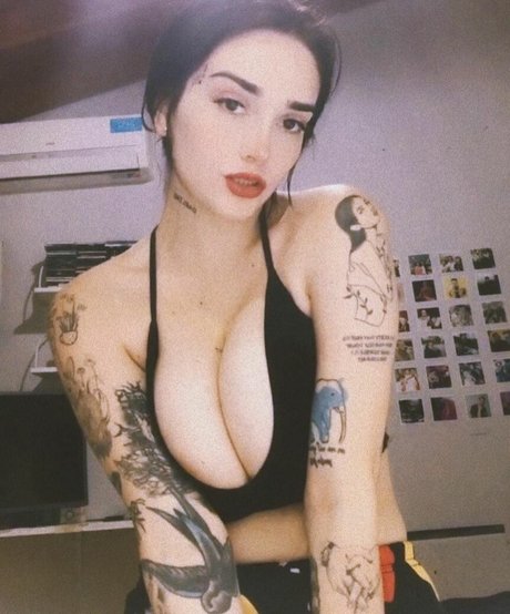 Delfi Peralta xxxスター 写真